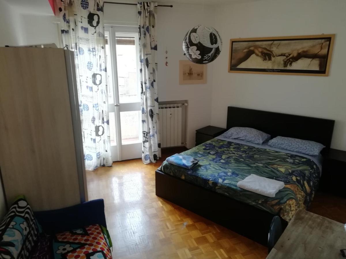 Comfortable And Friendly Apartment Триест Экстерьер фото